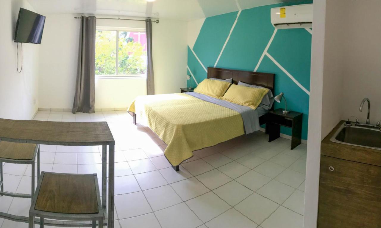 Dona Clara Vacation Apartments Oranjestad Exterior photo